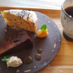 上山市の人気カフェ『月と星』は、1人でも楽しめる大人向けのお店