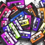 80年代の邦楽ヒット曲は華やかな化粧品CM曲も多い時代でした